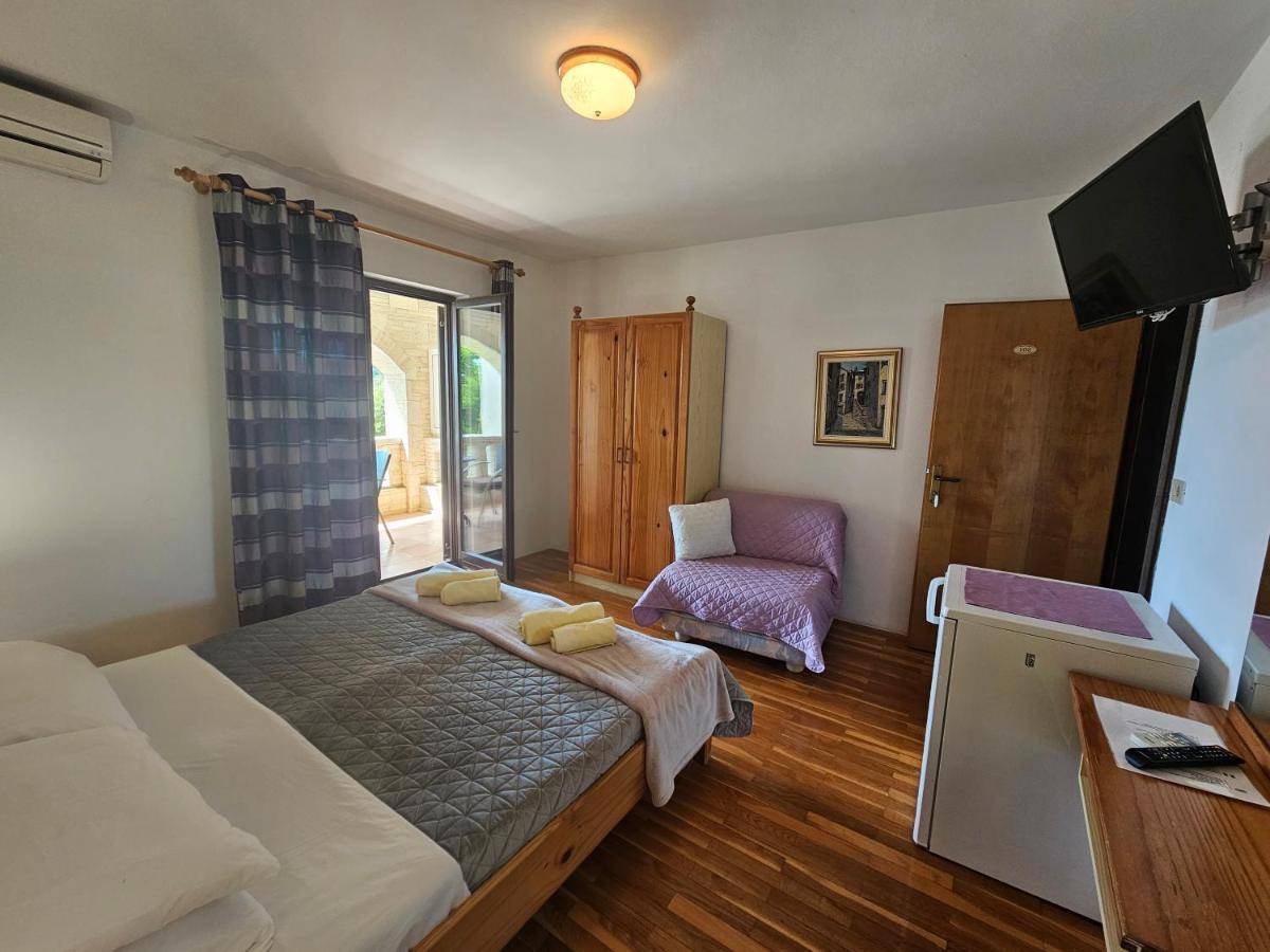 Apartments & Rooms Gaspar Rovinj Bagian luar foto