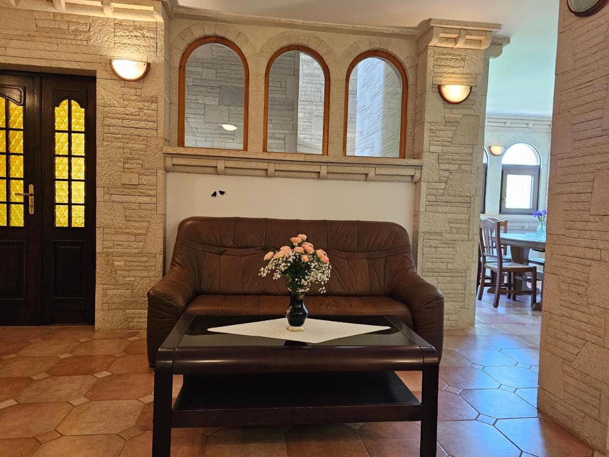 Apartments & Rooms Gaspar Rovinj Bagian luar foto